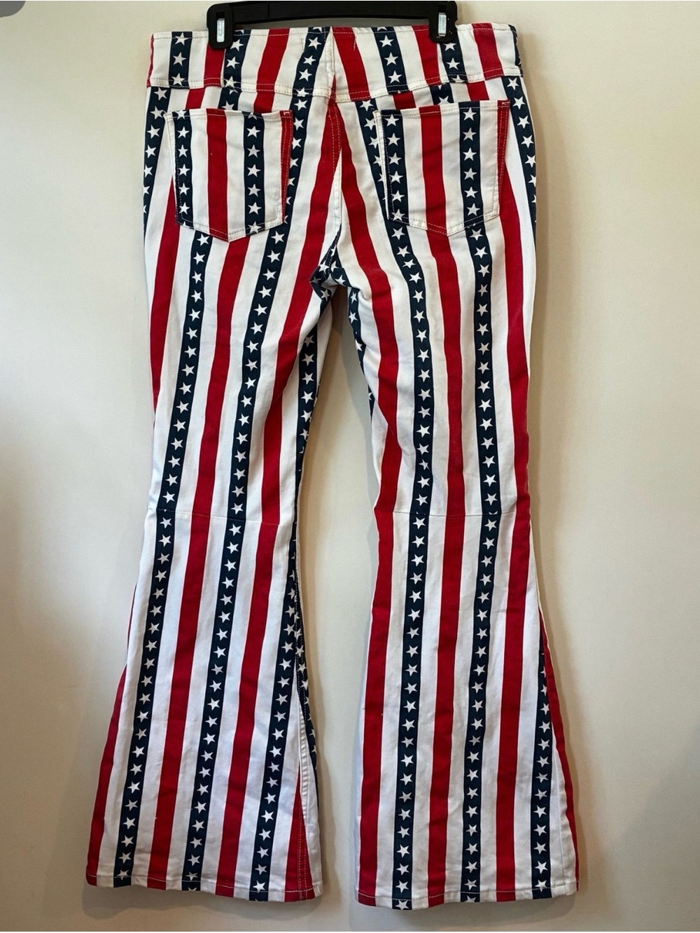 We The Free Size 31 Americana USA Flag Stars Stripes Flare Bell Bottom Jeans